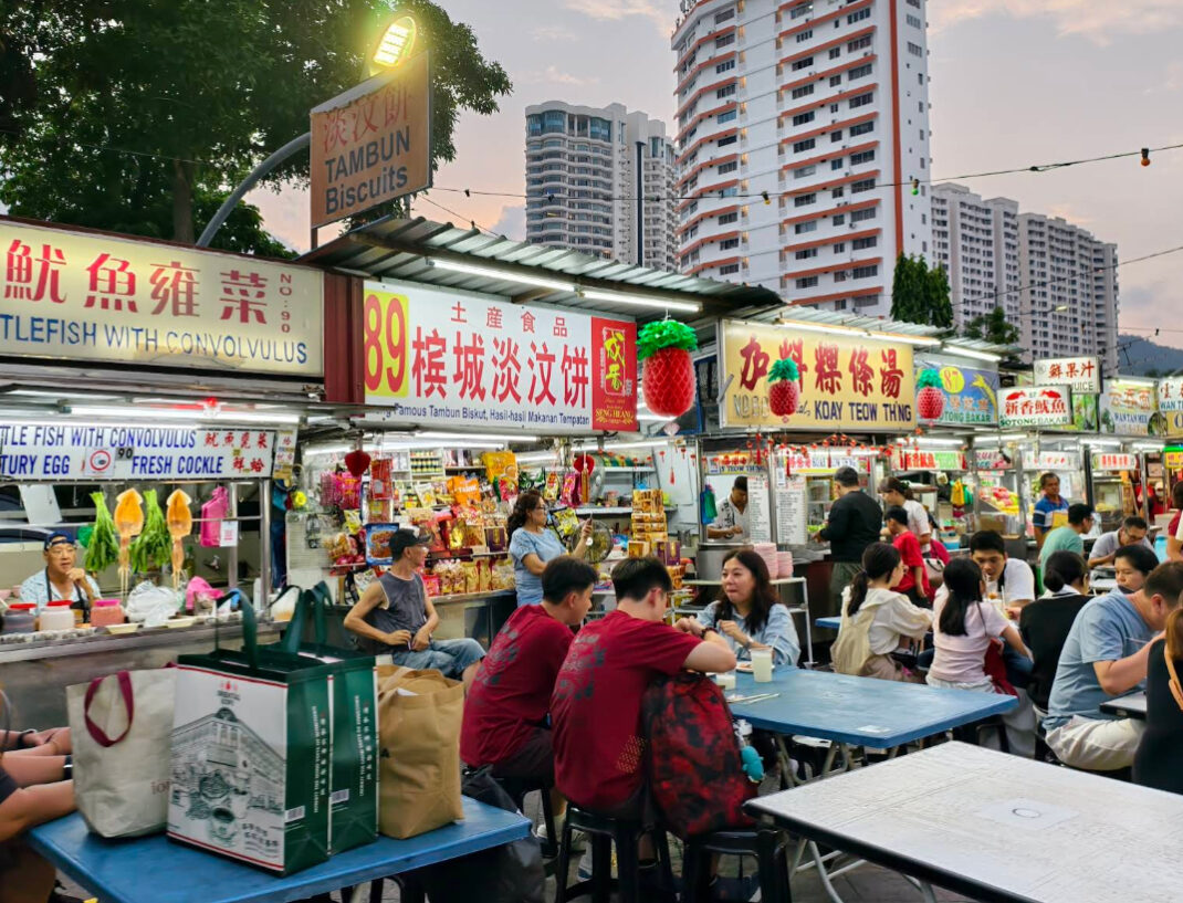 新关仔角夜市 (Gurney Drive Food Court)